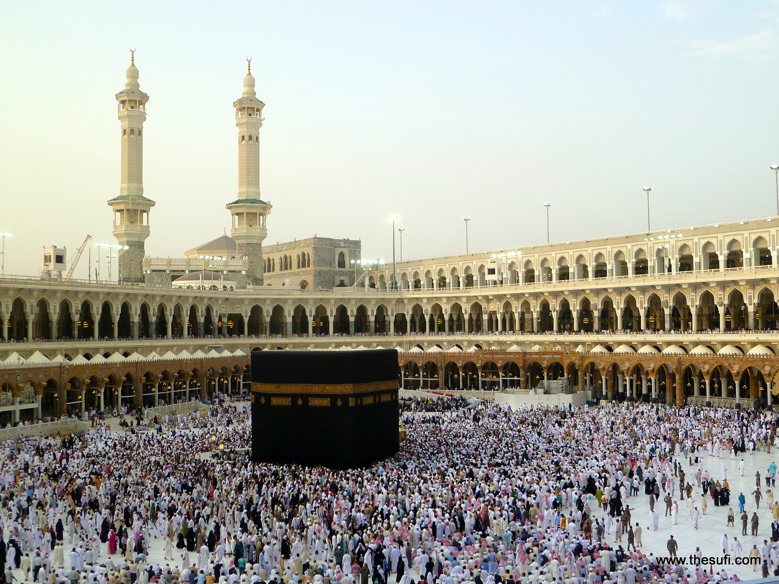 Kaaba_during_daytime.jpg – TheSufi.com