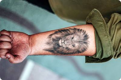 The story of Impatient One who wanted a Lion Tattoo: Story from Masnavi The story of Impatient One who wanted a Lion Tattoo: Story from Masnavi